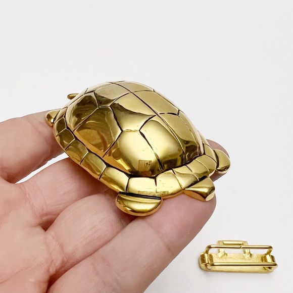 Vintage Douglas Paquette Goldtone Sea Turtle Figural 2 Piece Belt Buckle - Picture 4 of 7